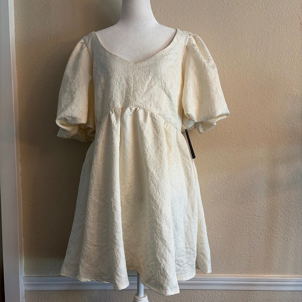 City Studio Ivory Jacquard Puff Sleeve Mini Dress Fit & Flare Size 13/14 NEW